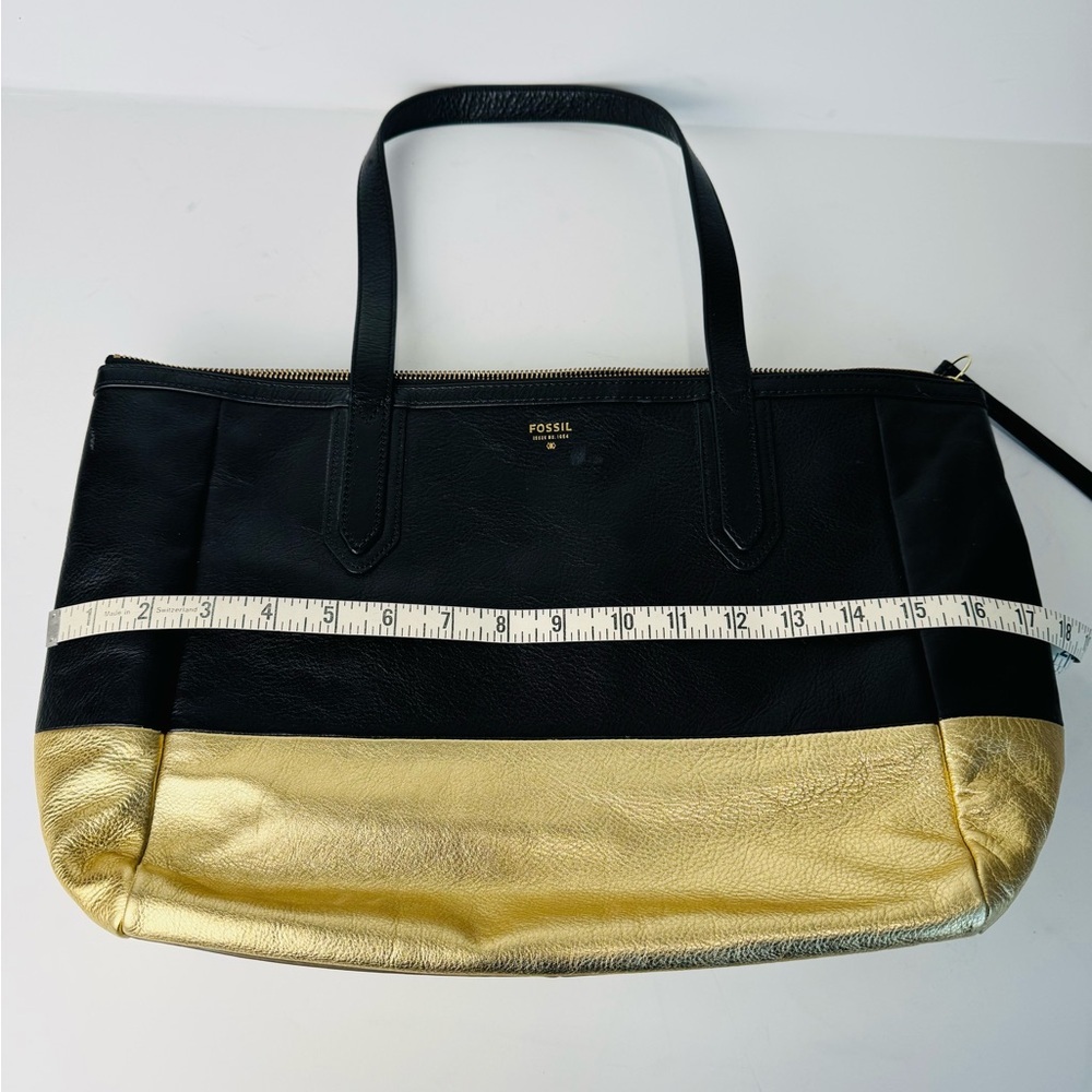 Fossil Leather Shopper Tote in gold/black - Picture 11 of 12